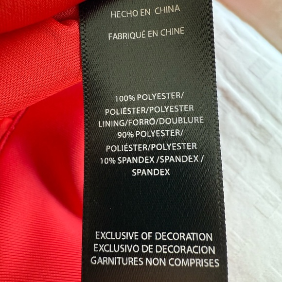 Red Polyester Garment - Picture 2 of 9